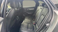 Jaguar F-Pace 2.0 P400e R-Dynamic SE 5dr Auto AWD Estate